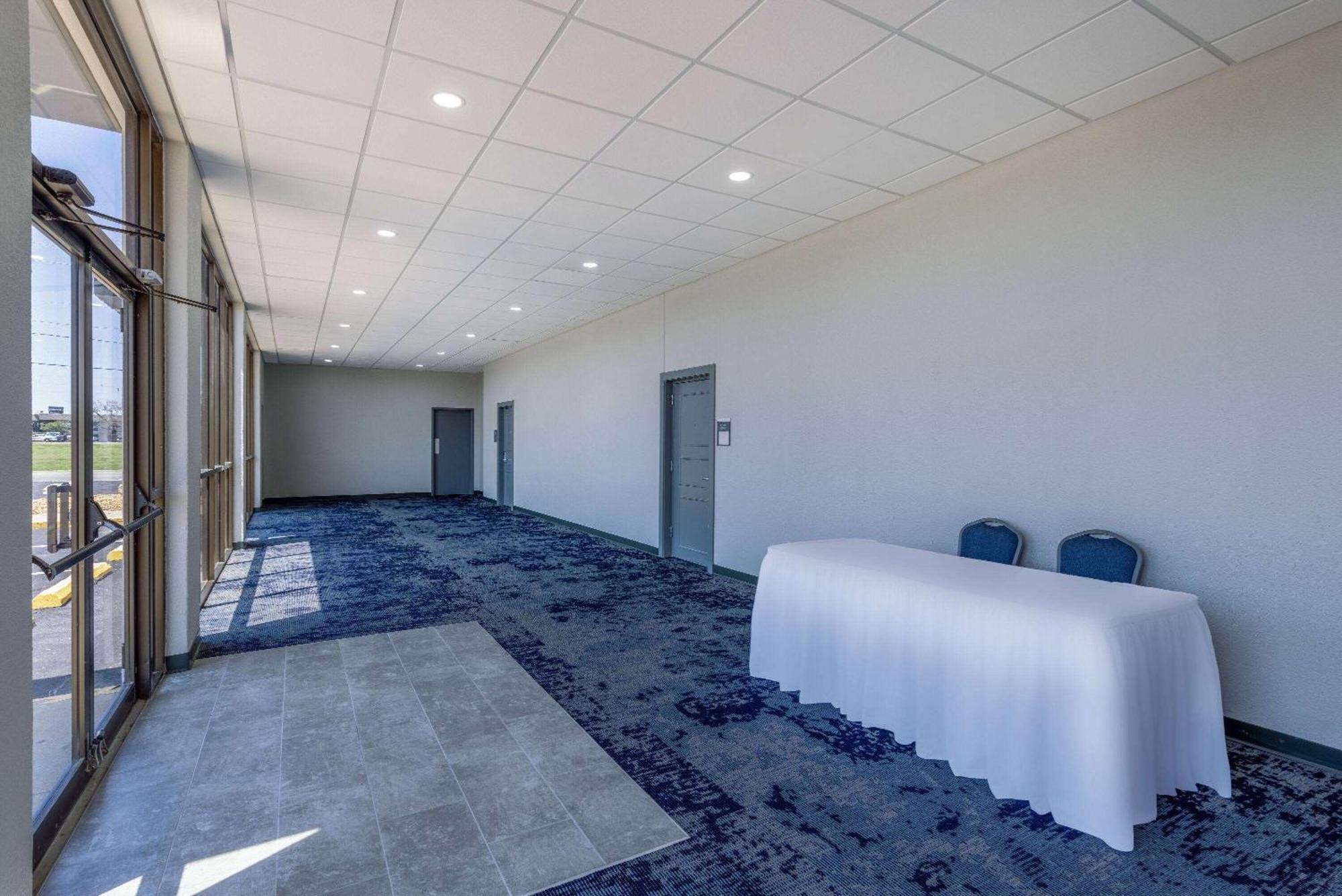 Wingate By Wyndham Wichita Airport Otel Dış mekan fotoğraf