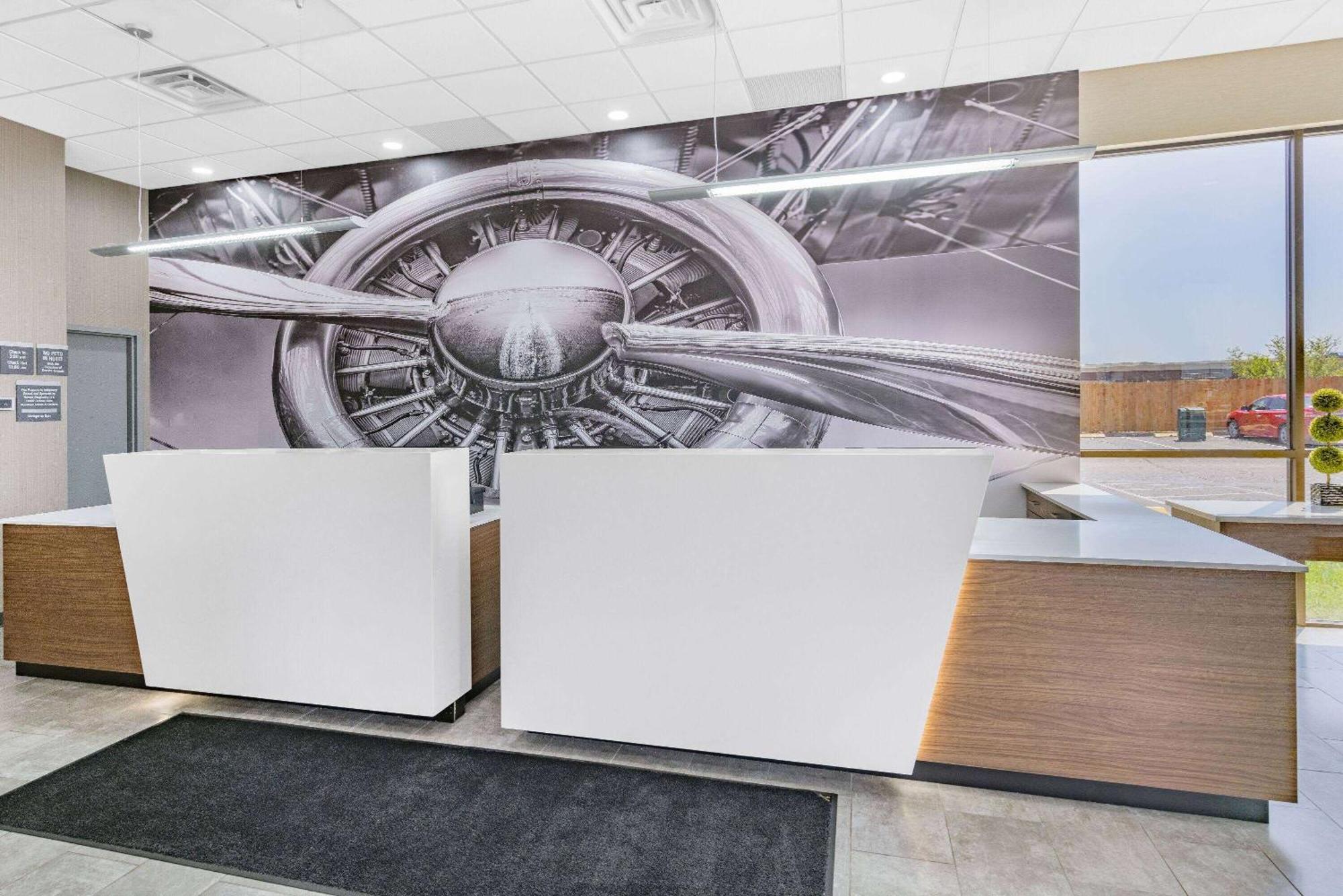 Wingate By Wyndham Wichita Airport Otel Dış mekan fotoğraf