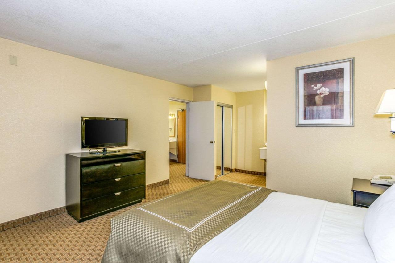 Wingate By Wyndham Wichita Airport Otel Dış mekan fotoğraf